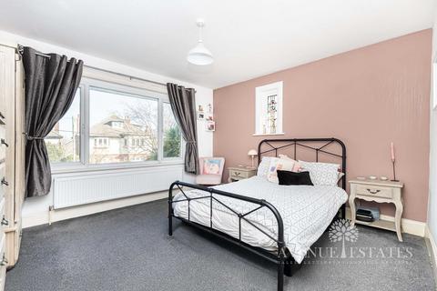 2 bedroom apartment for sale, St. Albans Avenue, Bournemouth BH8