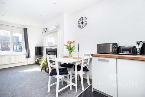 2 bedroom apartment for sale, St. Albans Avenue, Bournemouth BH8