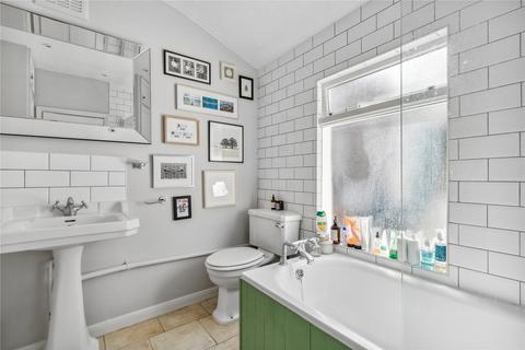 57 Orbain Road, Fulham, London, SW6 7JZ