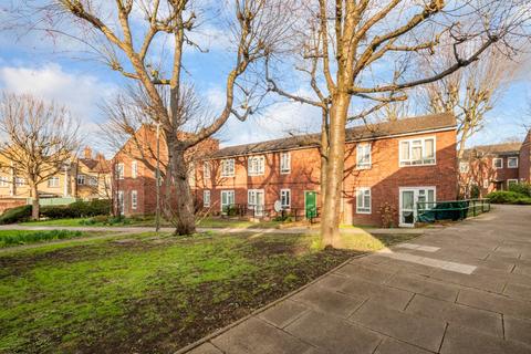 1 bedroom maisonette for sale, Newnes Path, London