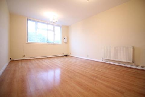 1 bedroom flat to rent, Regina Road, Southall