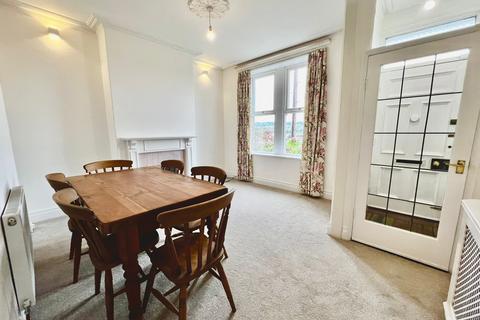 2 bedroom house to rent, Leeds Road, Otley, West Yorkshire, UK, LS21