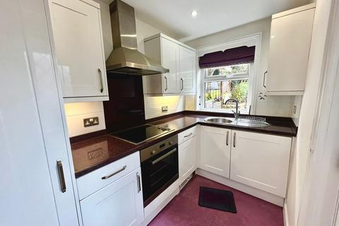 2 bedroom house to rent, Leeds Road, Otley, West Yorkshire, UK, LS21