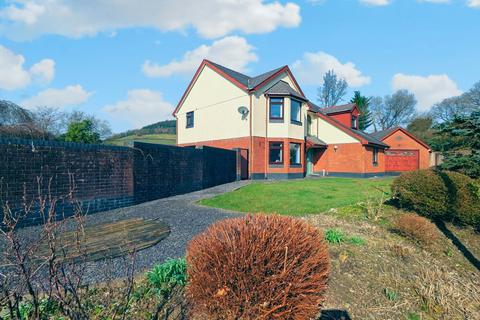 4 bedroom detached house for sale, Bronwydd , Carmarthen, Carmarthenshire.