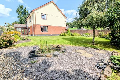 4 bedroom detached house for sale, Bronwydd , Carmarthen, Carmarthenshire.