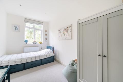 99 Cline Road, Guildford, GU1 3ND