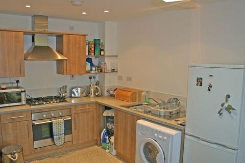 1 bedroom flat to rent, Beaumont Court, Abercromby Avenue, High Wycombe, HP12