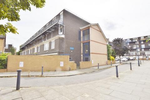 3 bedroom flat for sale, McCullum Road, Bow, London, E3 5HZ