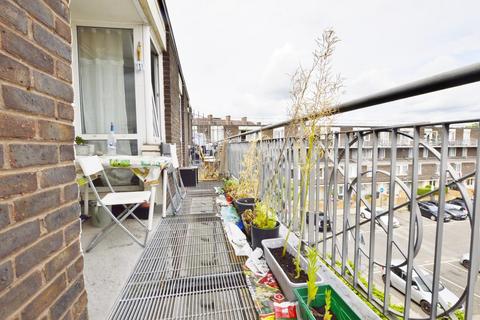 19 Mccullum Road, London, E3 5HZ