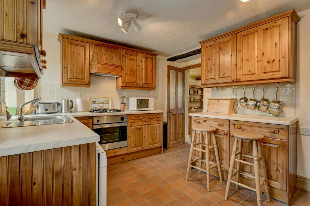 DSC8894 5 6 7 Interior01.JPG