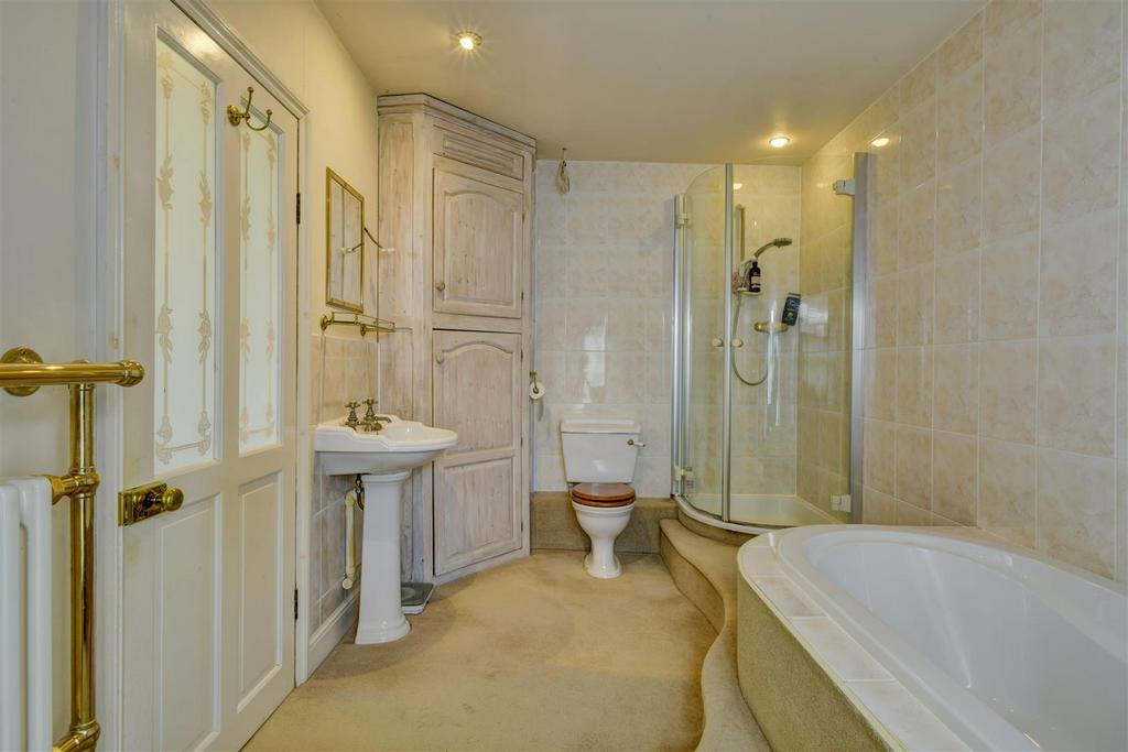 DSC8907 8 9 Interior01.JPG