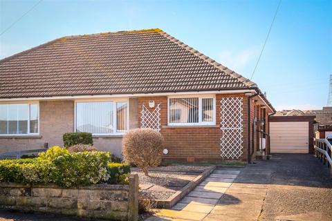 2 bedroom semi-detached bungalow for sale, Briarlyn Road, Huddersfield, HD3