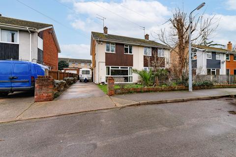 3 bedroom semi-detached house for sale, The Green, Belton