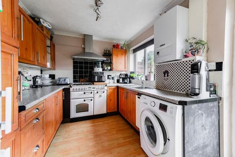 3 bedroom semi-detached house for sale, The Green, Belton