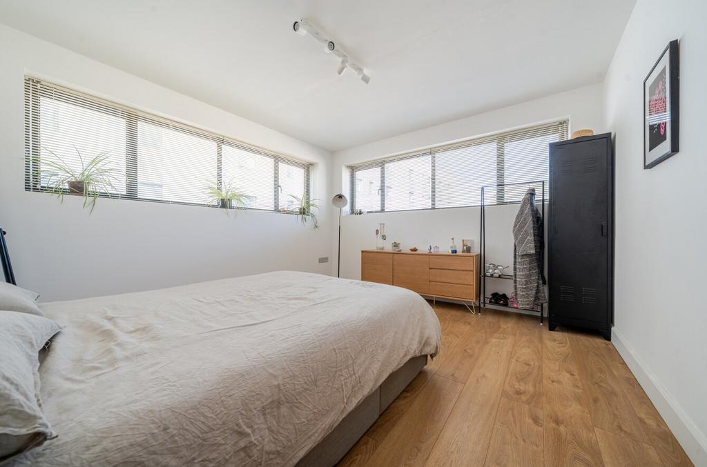 1255146 (6).jpg