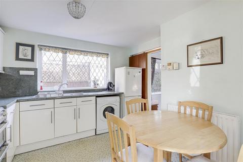 3 bedroom semi-detached house for sale, Foxwood Grove, Calverton NG14