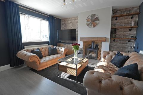 11 Fletcher Crescent, Brighouse, HD6 3PR