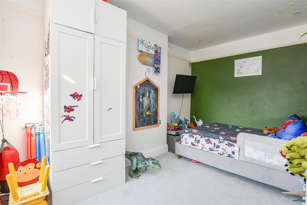 Bedroom 2.jpg