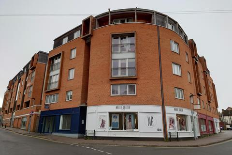 1 bedroom apartment to rent, Castle Lane, Bedford MK40