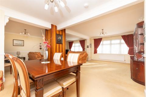 17 Havisham Road, Gravesend, DA12 4UW