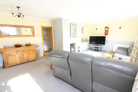 6 Coach Road, Henlow, SG16 6BT