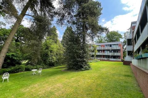 2 bedroom apartment for sale, Hawthorne Gardens, Birmingham B13