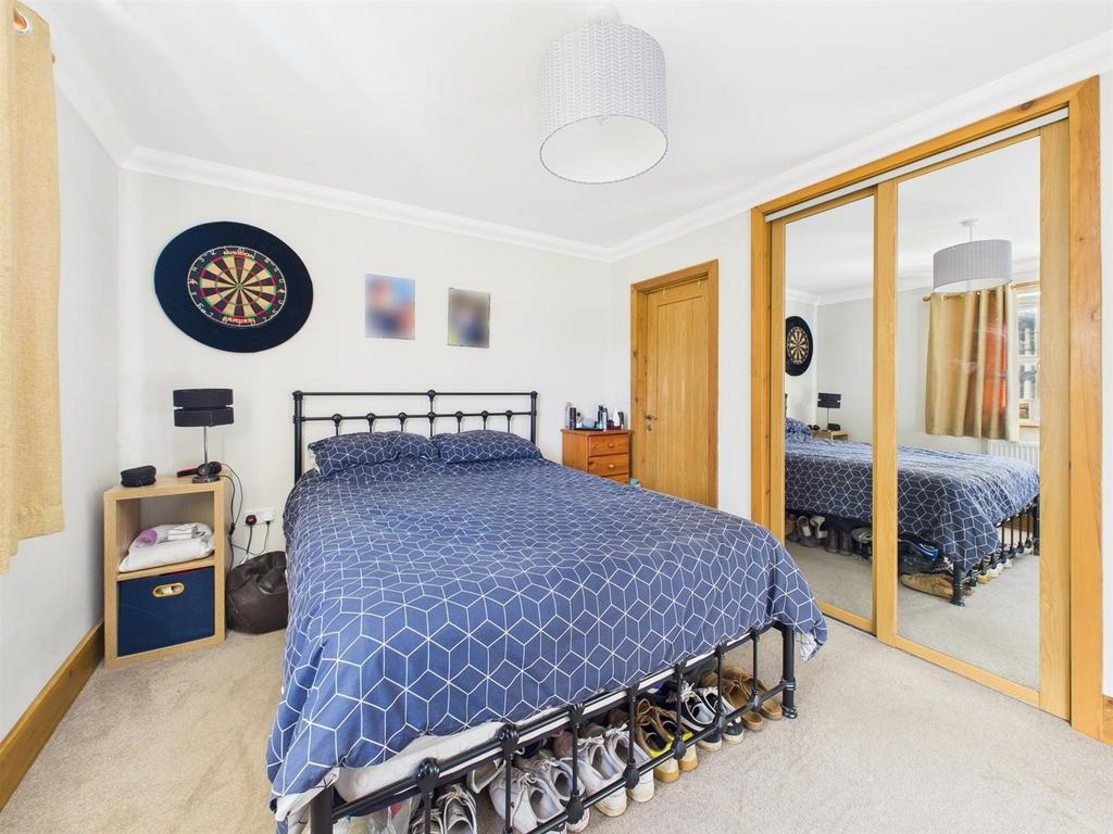 CAM04116 G0-PR0126-STILL025.jpg