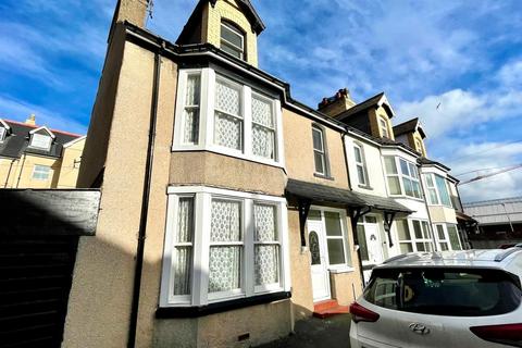 4 bedroom end of terrace house for sale, Albion Street, Llandudno