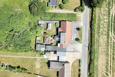 5 bedroom detached house for sale, Windmill Road, Bradfield, Manningtree, Essex