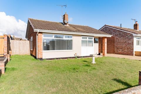 2 bedroom detached bungalow for sale, Broadwaters Road, Lowestoft