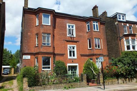 2 bedroom flat to rent, Savernake Road, London