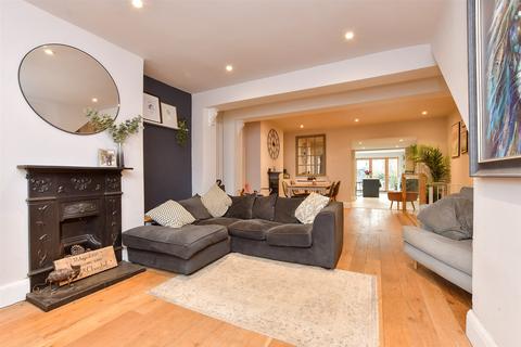 3 bedroom terraced house for sale, Allingham Road, Reigate RH2