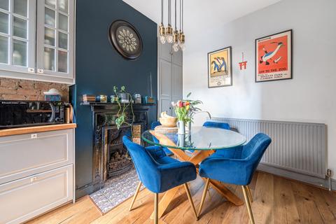 110 Howard Road, Walthamstow, London, E17 4SQ