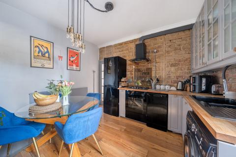 110 Howard Road, Walthamstow, London, E17 4SQ