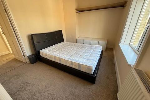 114 Cross Lane, Bradford, BD7 3LB