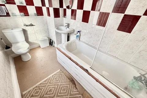 114 Cross Lane, Bradford, BD7 3LB