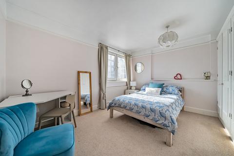 12 Cameron Road, Bromley, BR2 9AR
