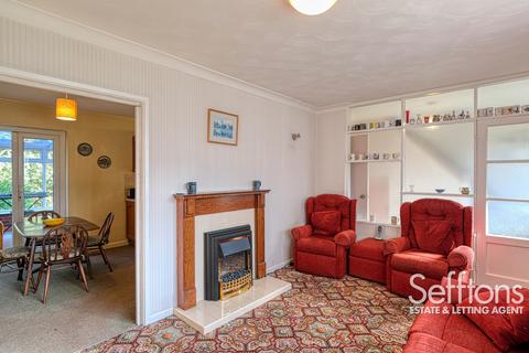 3 bedroom semi-detached house for sale, Highfield Close, Norwich, Norfolk