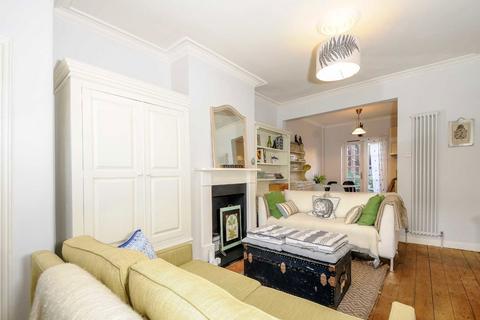 3 bedroom house to rent, Derinton Road, London SW17