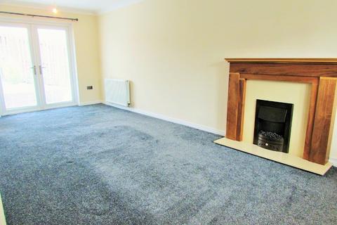 3 bedroom townhouse to rent, Millgate Crescent, Caldercruix, ML6