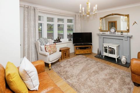 4 Birch Drive, Lees, Oldham, OL4 5DX