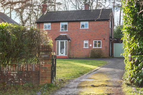 3 bedroom detached house for sale, Denbigh Road, Haslemere, Surrey, GU27