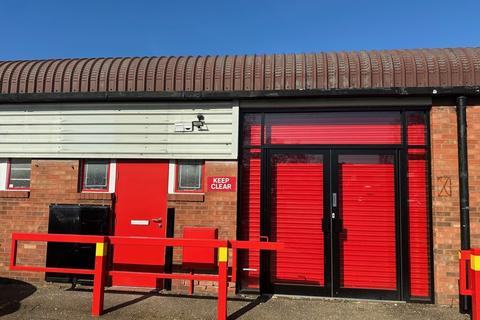 Industrial unit to rent, 12 Eckersley Road, Chelmsford, Essex, CM1