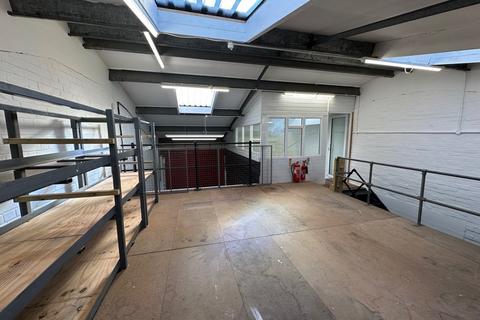 Industrial unit to rent, 12 Eckersley Road, Chelmsford, Essex, CM1