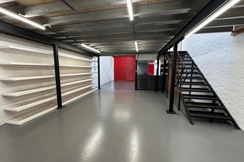 Industrial unit to rent, 12 Eckersley Road, Chelmsford, Essex, CM1