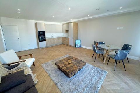 1 bedroom apartment to rent, Walton-on-Thames, Surrey, KT12