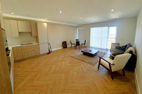 1 bedroom apartment to rent, Walton-on-Thames, Surrey, KT12