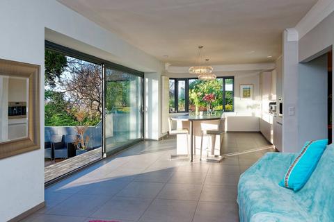 4 bedroom detached house for sale, 51 Cramond Glebe Road, Cramond, Edinburgh, EH4 6NT