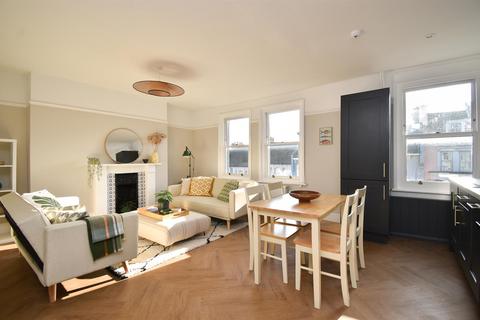 3 bedroom maisonette for sale, Carisbrooke Road, St. Leonards-On-Sea