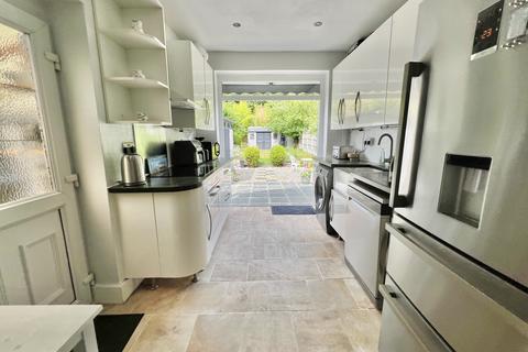 3 bedroom semi-detached house for sale, Springfield Avenue, Grappenhall